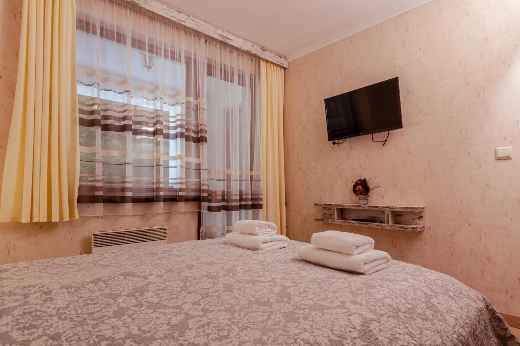 Lake View Apartment Pamporovo Exterior photo